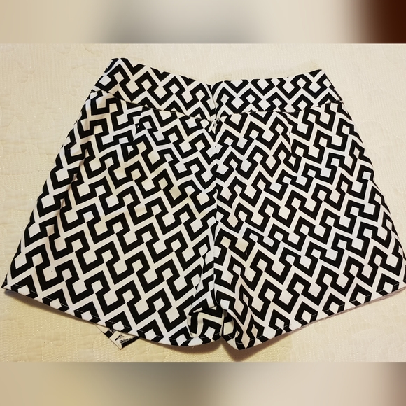 Girl Xpress size 6 skort - Picture 5 of 8